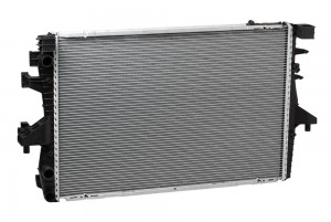 Радиатор охлаждения VW Transporter T5 (03-) 2.0i/3.2i/1.9TDi (LRc 18H7) LRC18H7 LUZAR