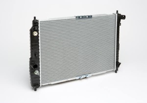 Радиатор охлаждения Chevrolet Aveo (05-) 1.2/1.4 A/C AT (LRc CHAv05226) LRCCHAV05226 LUZAR
