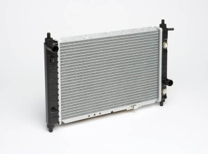 Радиатор охлаждения Daewoo Matiz (98-00) 0.8 AT (LRc DWMz98233) LRC DWMZ98233 LUZAR
