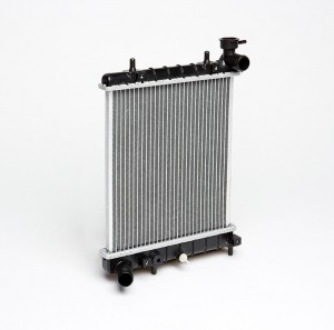 Радиатор охлаждения Hyundai Accent (99-) 1.3/1.5/1.6 MT (LRc HUAc94150) LRCHUAC94150 LUZAR