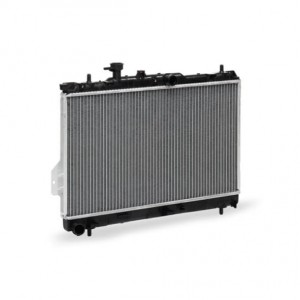Радиатор охлаждения Hyundai Matrix (01-) 1.6/1.8 MT (LRc HUMx01101) LRCHUMX01101 LUZAR