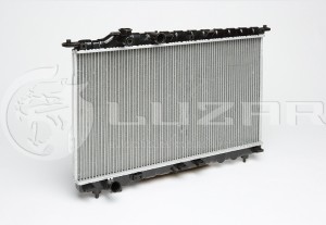 Радиатор охлаждения Hyundai Sonata (98-) 2.0/2.4/2.5/2.7 MT (LRc HUSo98101) LRC HUSO98101 LUZAR