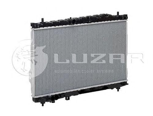 Радиатор охлаждения Hyundai Trajet (99-) MT (LRc 08A3) LRC08A3 LUZAR