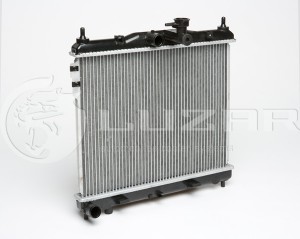 Радиатор охлаждения Hyundai Getz (02-) 1.1/1.3/1.4/1.6 MT (LRc HUGz02110) LRCHUGZ02110 LUZAR